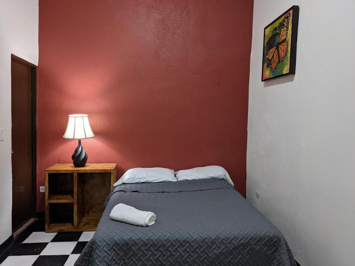 My Family In Monterrey - Hostel ภายนอก รูปภาพ